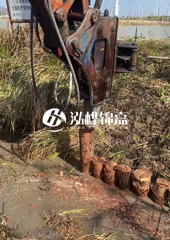 松木樁施工雙排支護(hù)樁和單排支護(hù)樁的區(qū)別？什么時(shí)候采用雙排？