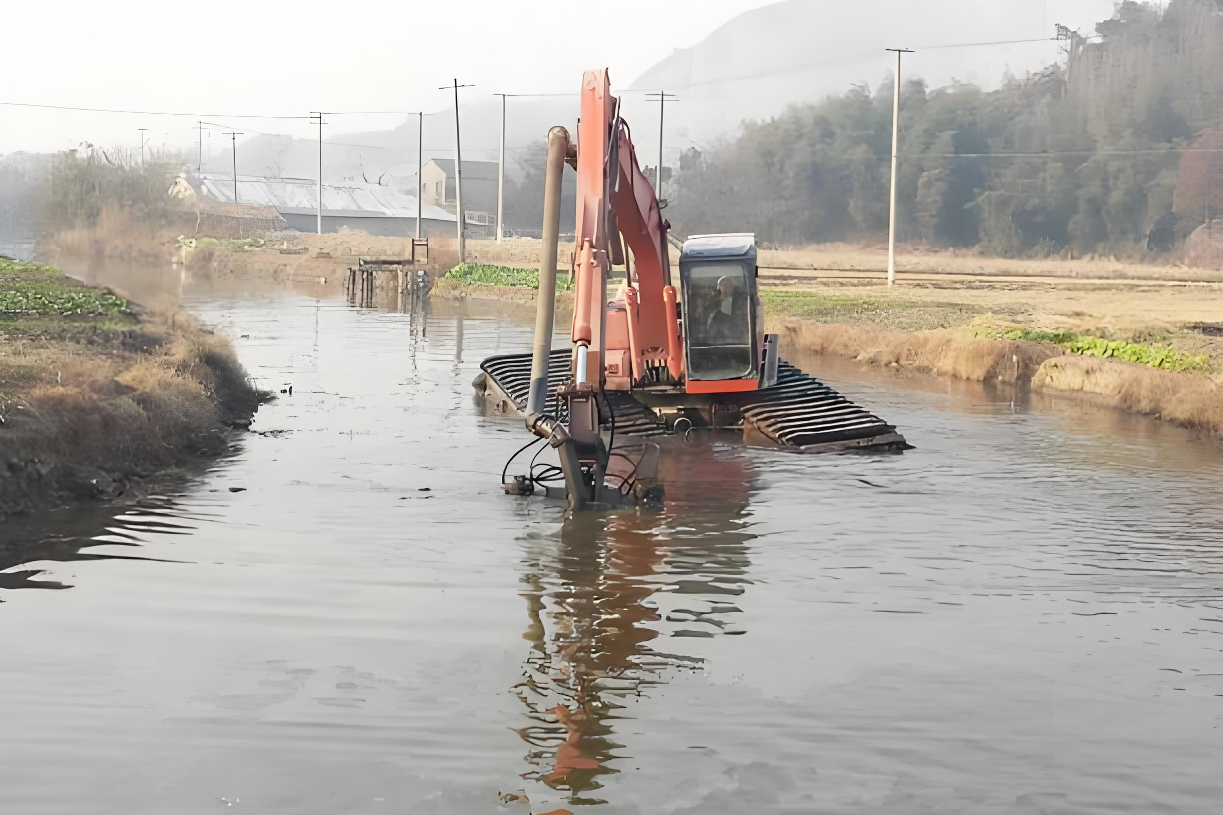 貴州遵義挖機(jī)清淤施工隊(duì)-鄉(xiāng)村溝渠清淤后如何防止再次淤積？